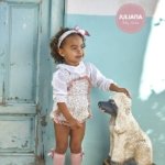 Peto corto bebé niña JULIANA de tela florecitas con camisa plumeti